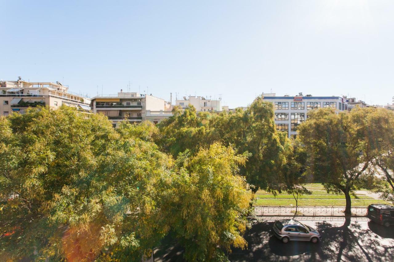 Homestay Private View In Near To Acropolis Metro Station *